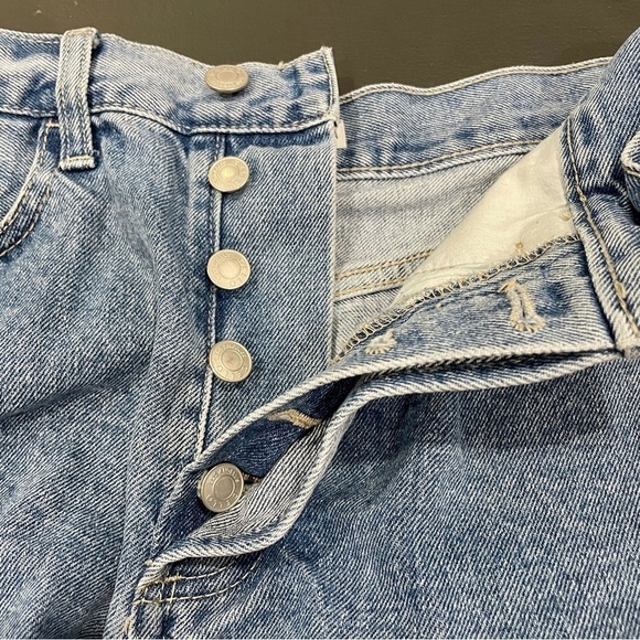 Cello High Waisted Two Toned Jean Shorts - Picture 4 of 12